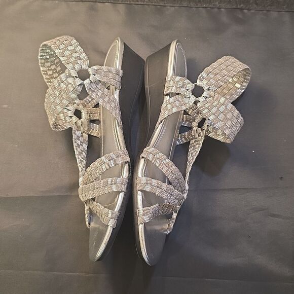 BRAND NEW IMPORT STRETCH REMEDY OPEN TOE MULTI-STRAP ESPADRILLE SANDAL - Picture 8 of 14